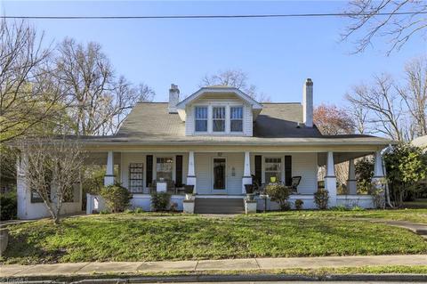 404 Spring St, Thomasville, NC 27360 photo 1