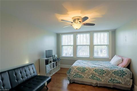404 Spring St, Thomasville, NC 27360 photo 23