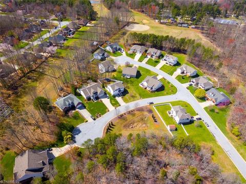 2334 Azure Ct, High Point, NC 27265 photo 25