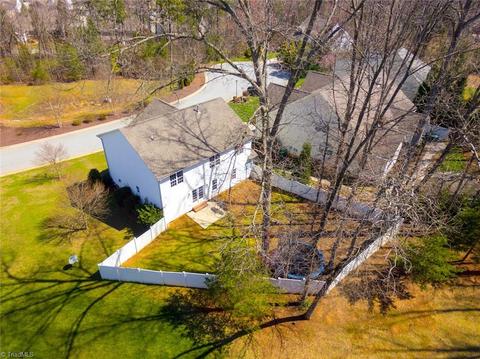 2334 Azure Ct, High Point, NC 27265 photo 23