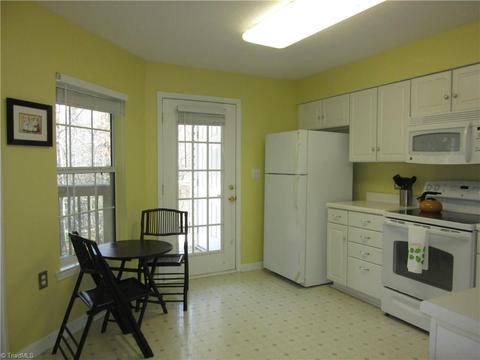 2680 Ingleside Dr #2C, High Point, NC 27265 photo 8