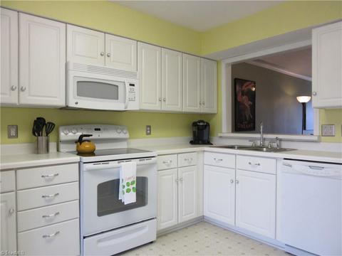2680 Ingleside Dr #2C, High Point, NC 27265 photo 9