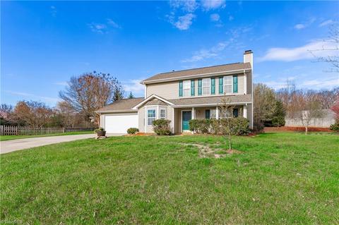 3972 Crocker Pl, High Point, NC 27265 photo 5