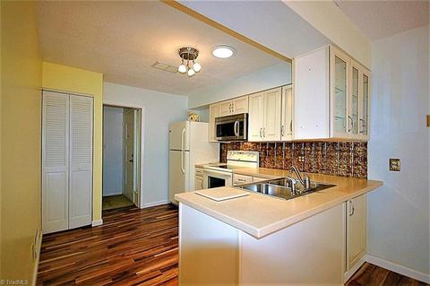 160 Golfview Dr, Bermuda Run, NC 27006 photo 6