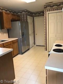 3975 Patsy Dr, Winston Salem, NC 27107 photo 4