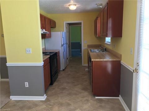 1502 Prelude Ct, High Point, NC 27265 photo 13