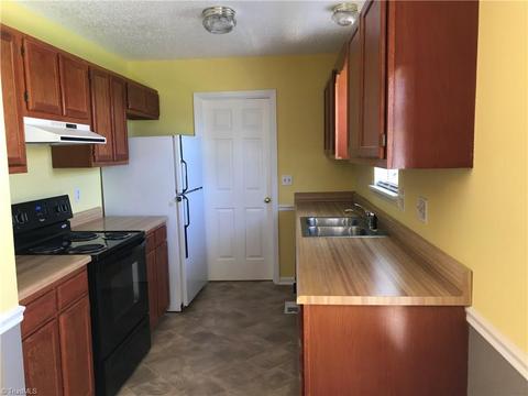 1502 Prelude Ct, High Point, NC 27265 photo 8