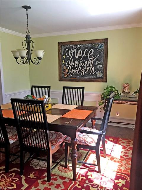 2002 La Dora Dr, High Point, NC 27265 photo 5