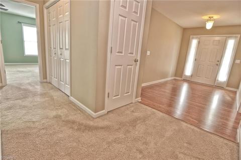 4620 River Gate Dr, Clemmons, NC 27012 photo 4