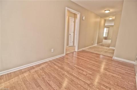 4620 River Gate Dr, Clemmons, NC 27012 photo 3