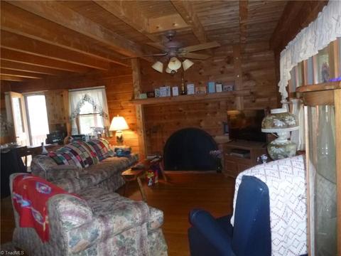 715 Lands End, Denton, NC 27239 photo 14