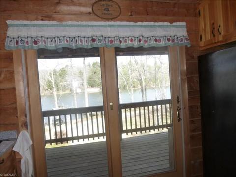 715 Lands End, Denton, NC 27239 photo 16