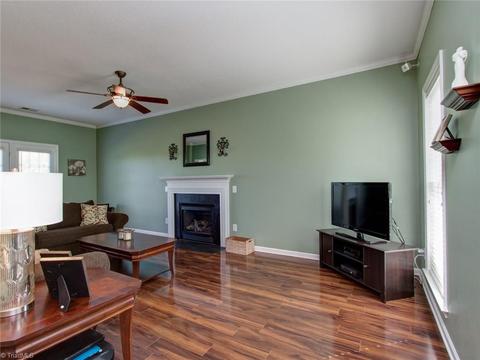 3692 Shadow Ridge Dr, High Point, NC 27265 photo 8