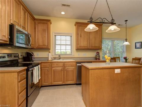 3692 Shadow Ridge Dr, High Point, NC 27265 photo 13