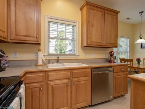 3692 Shadow Ridge Dr, High Point, NC 27265 photo 15