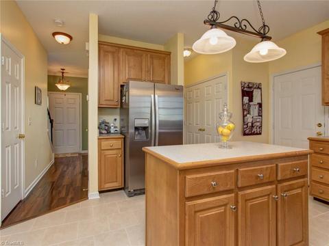 3692 Shadow Ridge Dr, High Point, NC 27265 photo 16