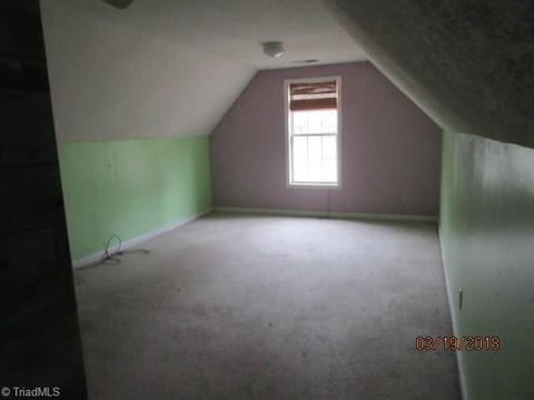 4667 Oakview Dr, Trinity, NC 27370 photo 10