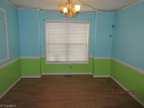 4667 Oakview Dr, Trinity, NC 27370 photo 2