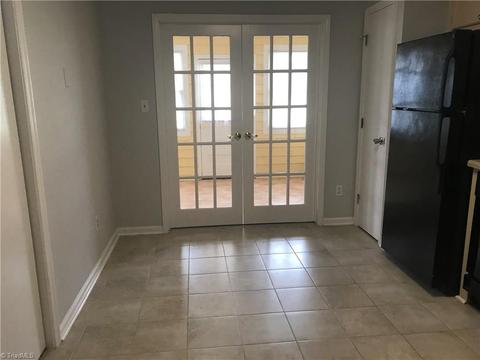 3058 Windchase Ct, High Point, NC 27265 photo 10