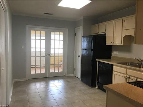 3058 Windchase Ct, High Point, NC 27265 photo 7