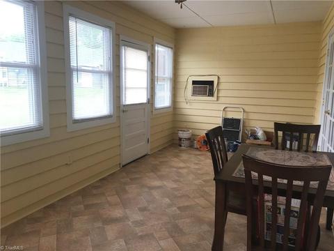 3058 Windchase Ct, High Point, NC 27265 photo 15