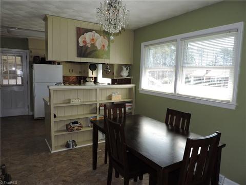 408 E Devon Dr, Mount Airy, NC 27030 photo 17