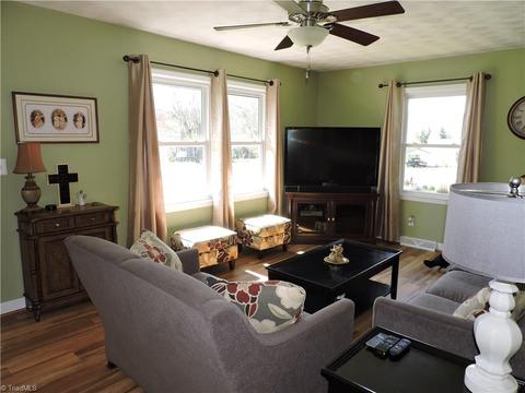 408 E Devon Dr, Mount Airy, NC 27030 photo 24