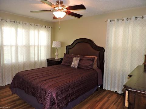 408 E Devon Dr, Mount Airy, NC 27030 photo 19