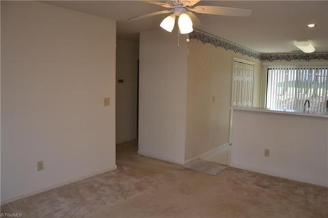 604 English Ct, Trinity, NC 27370 photo 2