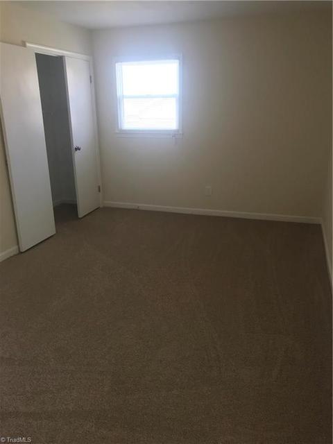 3604 Stonehurst Pl, High Point, NC 27265 photo 9