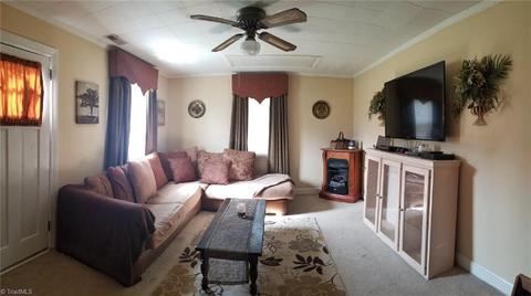 137 Phillips Rd, Dobson, NC 27017 photo 4