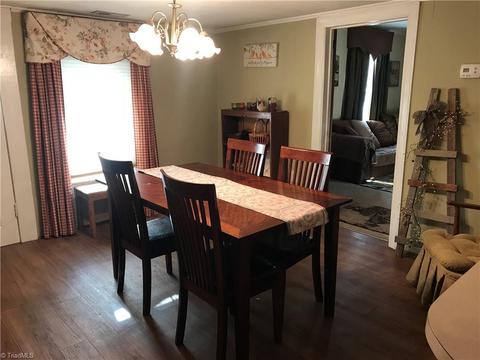 137 Phillips Rd, Dobson, NC 27017 photo 6