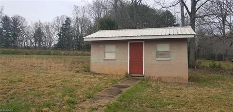 137 Phillips Rd, Dobson, NC 27017 photo 21