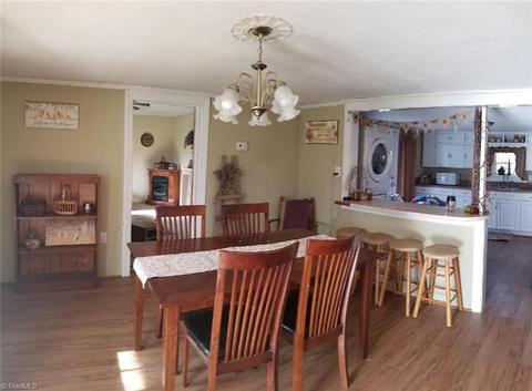 137 Phillips Rd, Dobson, NC 27017 photo 5