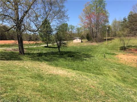 137 Phillips Rd, Dobson, NC 27017 photo 25