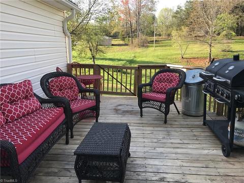 137 Phillips Rd, Dobson, NC 27017 photo 3