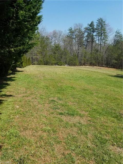 2006 High Bridge Rd, Pinnacle, NC 27043 photo 6