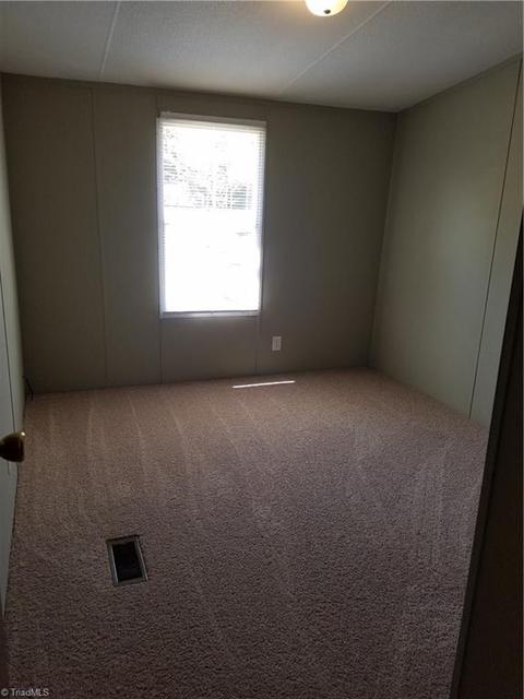 2006 High Bridge Rd, Pinnacle, NC 27043 photo 15