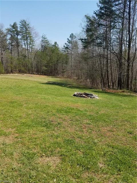 2006 High Bridge Rd, Pinnacle, NC 27043 photo 7