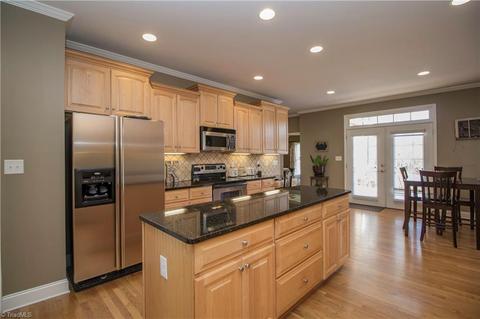 7502 Fox Chase Dr, Trinity, NC 27370 photo 9