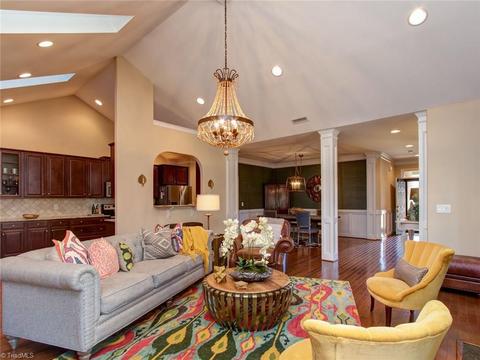 678 Nikyle Cir, High Point, NC 27265 photo 5