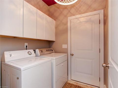 678 Nikyle Cir, High Point, NC 27265 photo 12