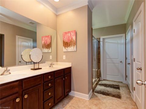 678 Nikyle Cir, High Point, NC 27265 photo 18