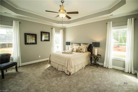 4237 Bordeaux Dr, Trinity, NC 27370 photo 7