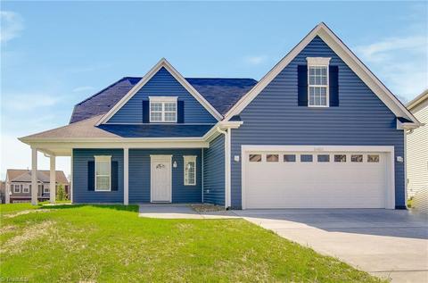 6461 Flintlock Ct, High Point, NC 27265 photo 1