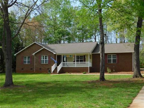 6548 Leah Justine Dr, Trinity, NC 27370 photo 1