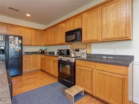 1132 Hawick Dr, High Point, NC 27264 photo 13