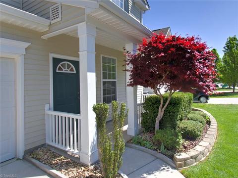 1132 Hawick Dr, High Point, NC 27264 photo 4