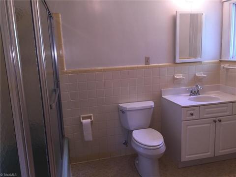 1500 Pinehurst Dr, High Point, NC 27262 photo 16