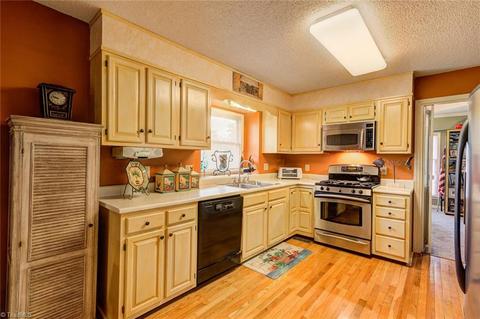 116 Daveler Dr, High Point, NC 27265 photo 5